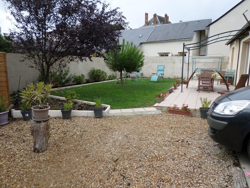 Les Renaudines Bed and Breakfast Château-Renault Buitenkant foto